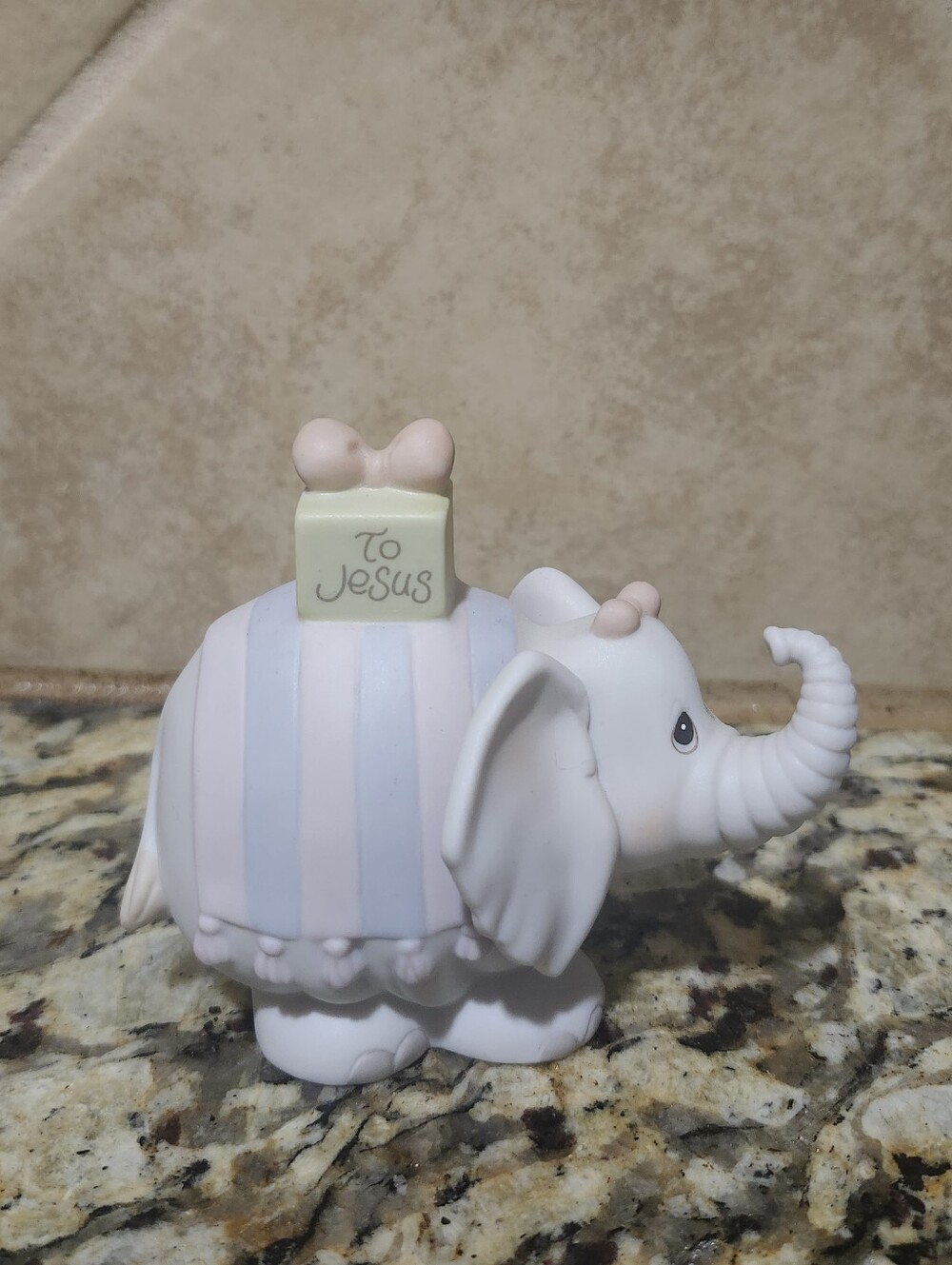 Precious Moments Vintage Y2k Pastel Purple Elephant Christmas Gift To Jesus